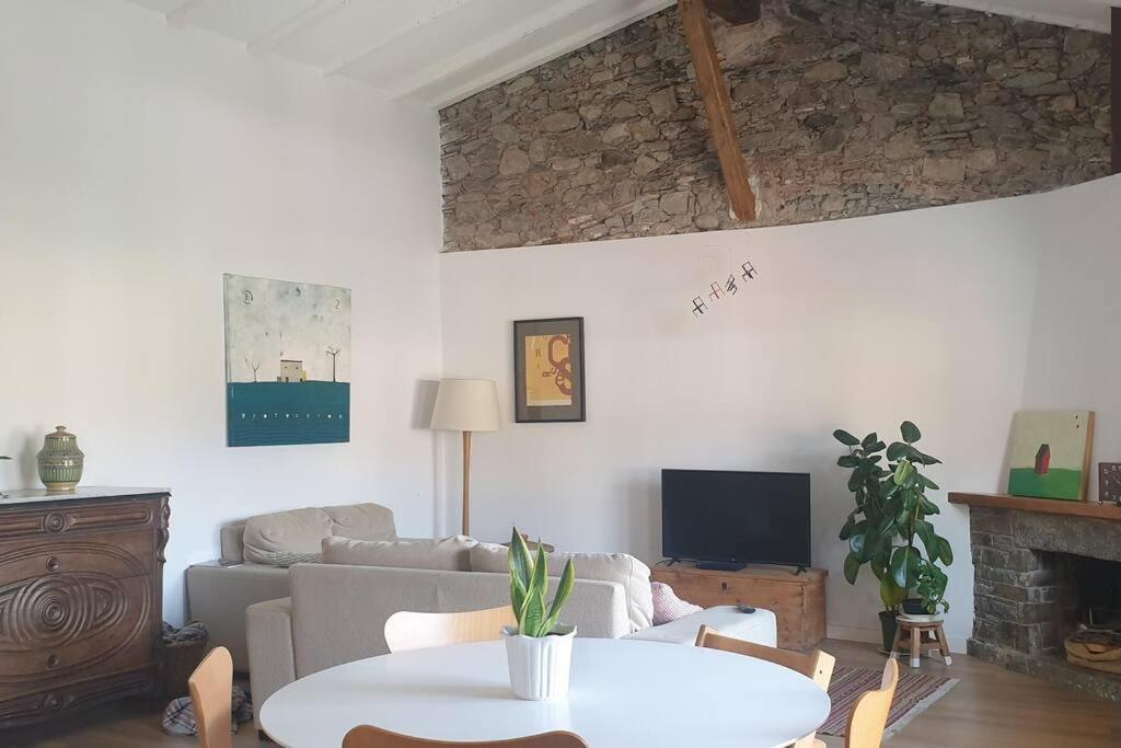 Apartamento Centrico Con Vistas! カンプロドン エクステリア 写真